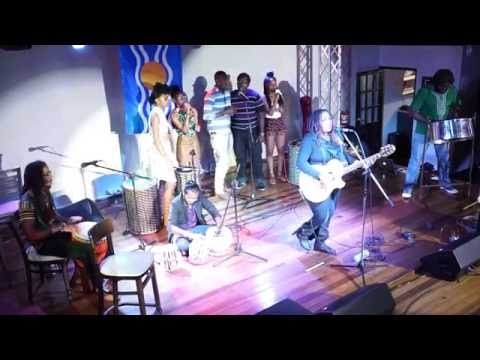 MARGE BLACKMAN & JAMOO THE BAND - Moment To Pray [Live at FREEFUNd Haiti benefit concert]