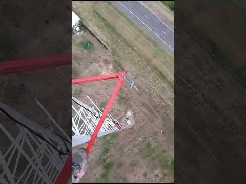 vista aerea de la punta de la torre 95.5