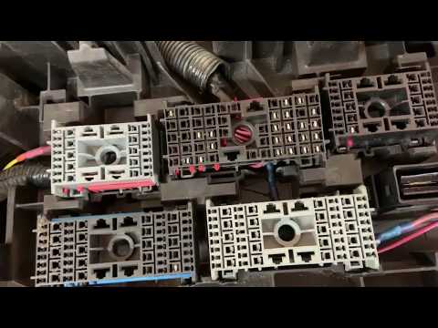 Wiring gen 4 GM LS swap with factory 2008 GM Truck harness and fuse block. 6.2L L92 6L80E K5 Blazer