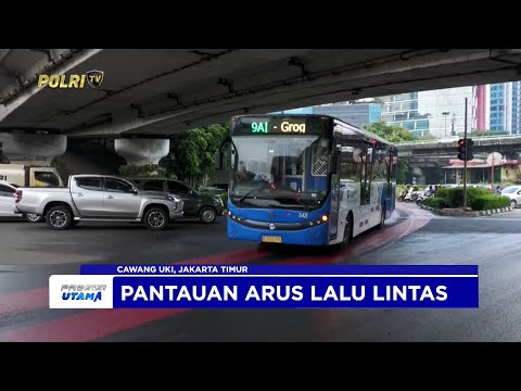 NTMC POLRI - PANTAUAN ARUS LALU LINTAS SORE DI CAWANG UKI, JAKARTA TIMUR