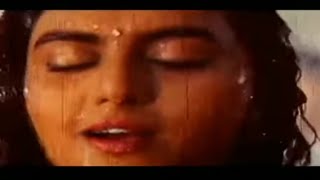 Download lagu Bhanupriya hot sexy rain song... mp3