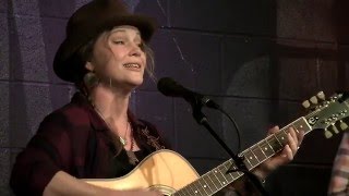 Crystal Bowersox - Arlene - Live at McCabe's