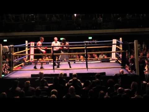 JUSTIN "THE GENIE"  MENZIE v LIAM GRIFFITHS - 8th March 2014