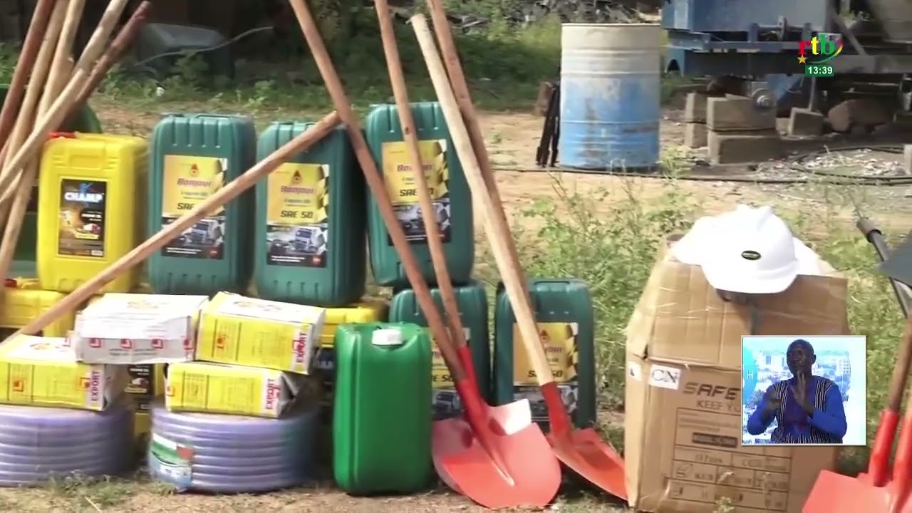 Le personnel de la SEPB a offert un lot de matériels d'un million trois cent mille FCFA à Faso Mêbo
