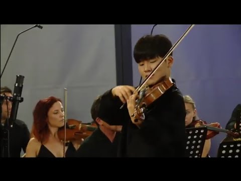 Bela Bartok Viola Concerto 1st mvt - Kyungsik Shin, Euro Symphony SFK