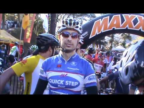 Concentração Cat PRÓ - BIGBIKER 2011 - S A do Pinhal - SP