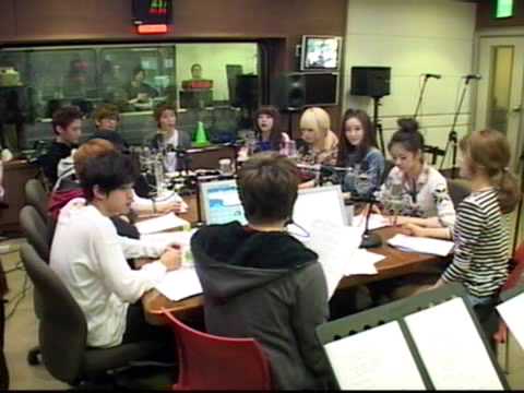 110331 DJ Gyuri Shimshimtapa (Guest U-KISS, Girl's Day) [3/8]