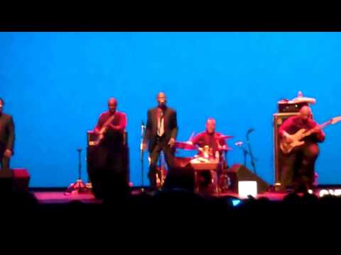 Maceo Parker - Cold Sweat Medley (Live in Gijon)