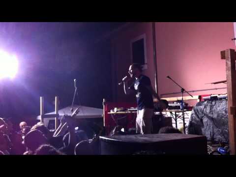 Kaos feat Dj Craim - Le due metà - live@Marina di Massa (14/09/12)