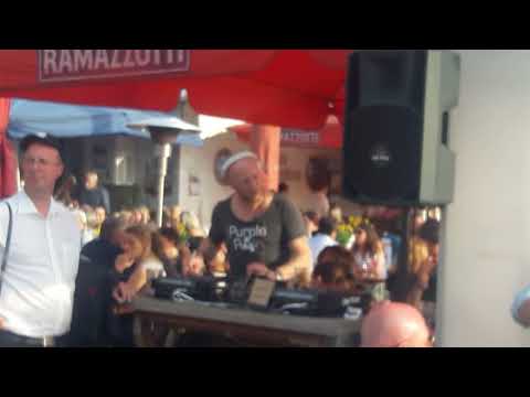 After Fischmarkt, Düsseldorf, April 2018 mit den wohl besten DJs der Stadt, Kay Marx am Pult & DJ M