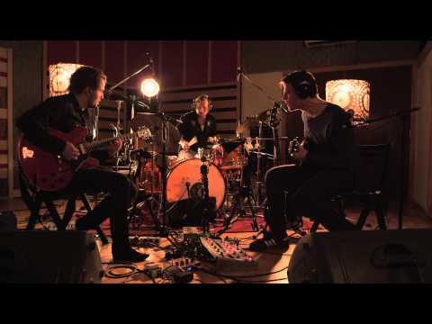 Petter Carlsen - Built to last (live)