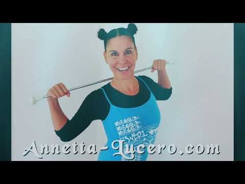 (13)  4-Finger Twirl