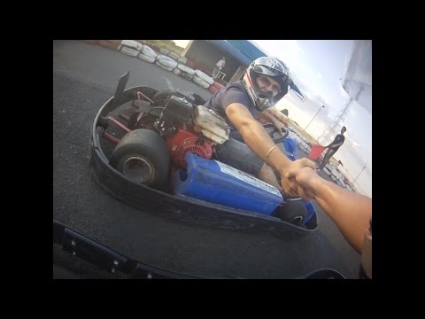 Diego da XT no kart equipe Gerencia de Medição e Tecnologia