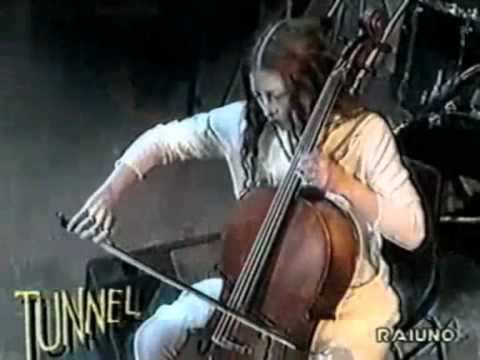 NIRVANA dumb 23-02-1994 RAI studios ITALIA.wmv