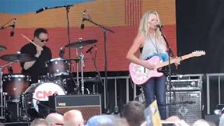 Deana Carter CMA Fest 2019  and We Danced anyway