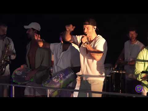 Banda Por Você - Medley Ao Vivo em Ubatuba (Baianidade Nagô / Beleza Rara / Me Abraça e mais)