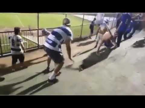 A torcida do TAUBATÉ comemorando a vitória contra a Portuguêsa fazendo PARKOUR