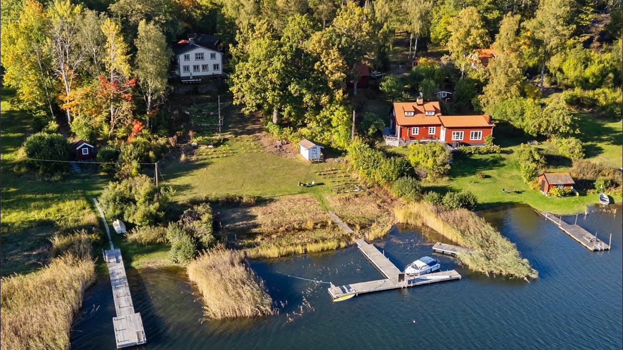 7 rum Villa på Hasselbacksvägen 18 Väddö Norrtälje kommun - video