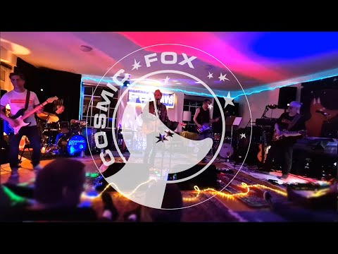 Wonderwall – Oasis Cover by Cosmic Fox Live