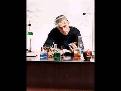 Alchemist - Stay Free ft. Tragedy Khadafi, Littles