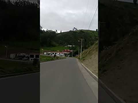 Descendiendo desde Ingapirca hasta El Tambo Ecuador en bicicleta disfrutando del paisaje