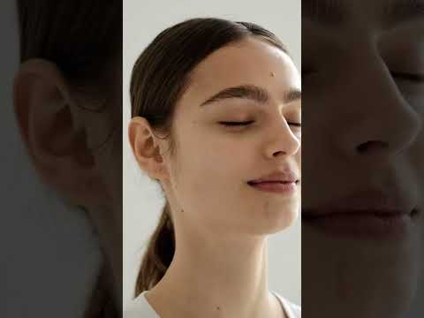 Dr. Hauschka Veido tonikas (veido tonikas) 100 ml video
