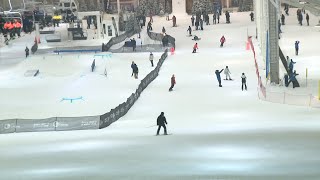 Long-awaited indoor ski slope opens at American Dream