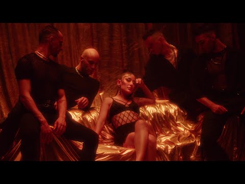 Melek Mosso - Bu İş Bitmiş