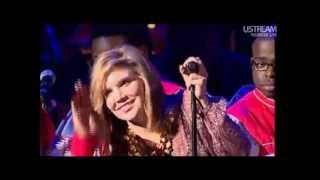 Alison Krauss &amp; The Berklee Gospel Ensemble — &quot;Down To The River To Pray&quot; — Live