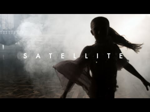 Little Boots - Satellite (Official video)