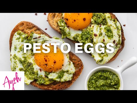 Pesto Eggs - Cooking With Ayeh