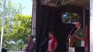 We Are the Beaver - The Arrogant Worms, live at the Steveston Salmon Festival