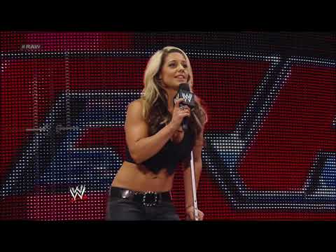 1080pHD WWE RAW 09/24/12 Alicia Fox & Layla vs Beth Phoenix & Eve Torres (Kaitlyn Attacks)