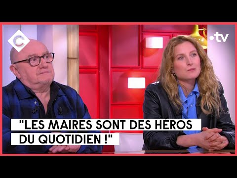 Michel Blanc & Julia Piaton : l’école n’est pas finie ! - C à Vous - 27/02/2023