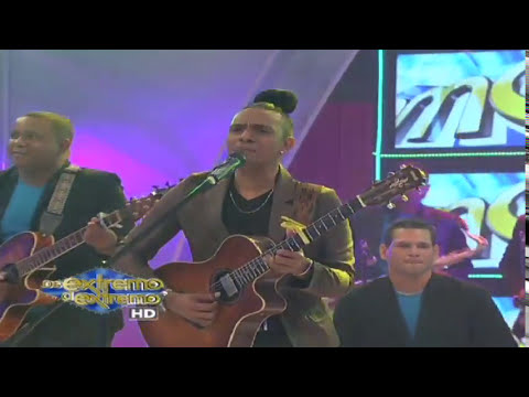 Andy Santiago El Relevo - La Lampara Apaga (Vídeo En Vivo) DE EXTREMO A EXTREMO BACHATA EN VIVO