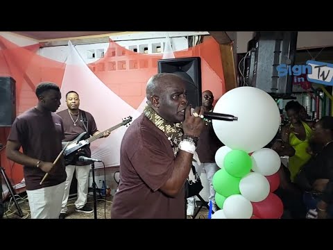 Welcome Kankantrie 1e optreden in Suriname "In de rij Tour" in Court Charity