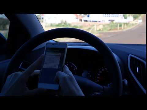 USO DO CELULAR NO TRÂNSITO