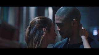 Hold Me Close - Overcoats (Tracey Video Remix)