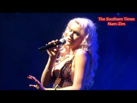 Joss stone performing in Zim