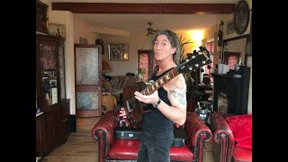 Video thumbnail for Gibson LPJ Les Paul Juszkiewicz 2013 demo and review by Foxy's Guitar Show