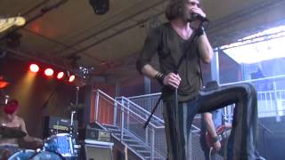 Ozone Mama Red Hot Lovin' Budapest Park