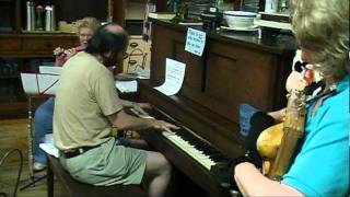 Fastest ragtime piano yet heard by mere mortals; Tom Brier on 
