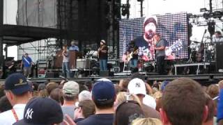 Zac Brown Band - Killing In The Name ( Rage Against The Machine Cover) Hershey Park 2010