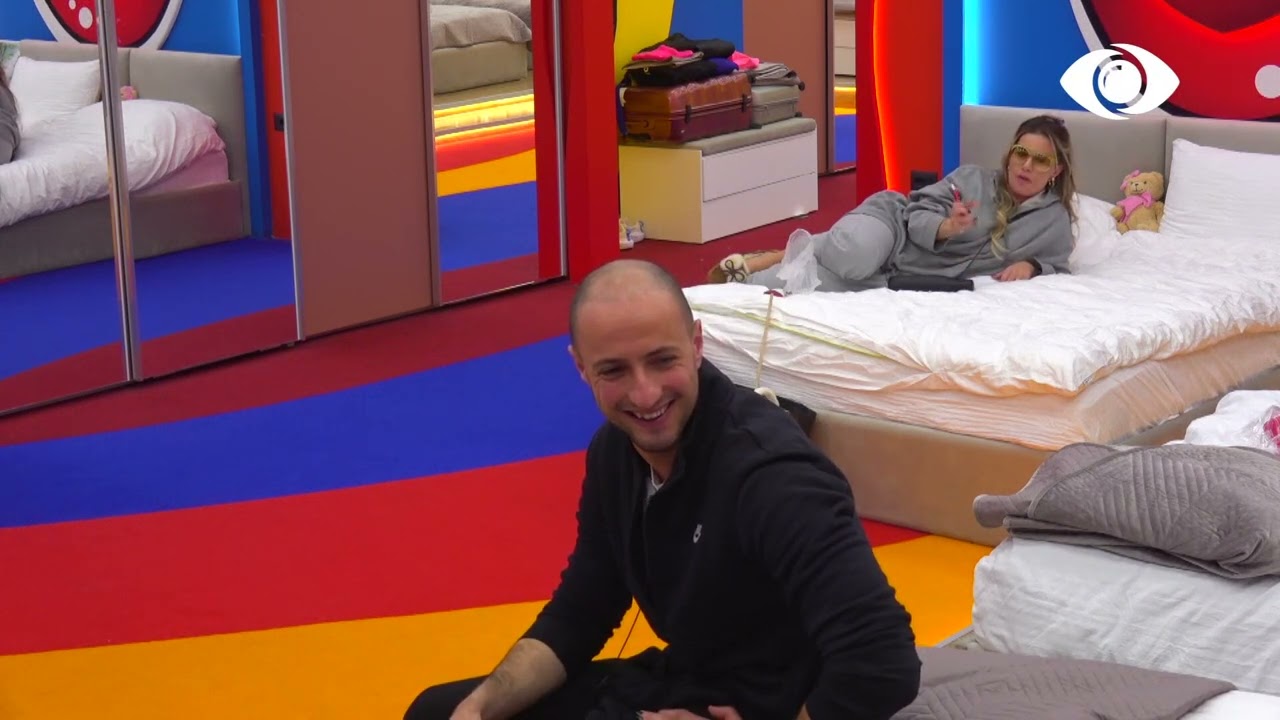 Ermiona i kthehet keq Oltës: Ik na lër…