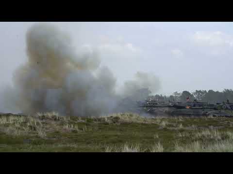 Live fire military show - Leopard 1 & 2 - Centurion tank - 50 BMG - Åben hede 2022 - Open Heat 2022