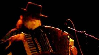 Jakob Dylan and Three Legs perform "On Up the Mountain" with Garth Hudson, Bearsville NY