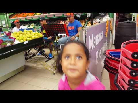 Live by Raphaël, Philippe & Naora