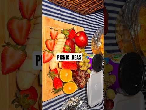 Picnic Ideas | Making a Charcuterie Fruit Board #picnicideas #charcuterieboards
