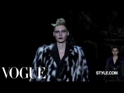 Marc Jacobs Fall 2015 Ready-to-Wear - Fashion Show - Style.com