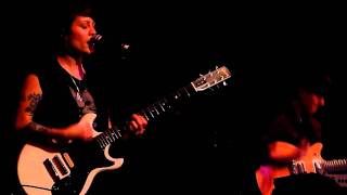 Hop A Plane - Tegan and Sara, Melbourne Australia 09.12.10 [HD]